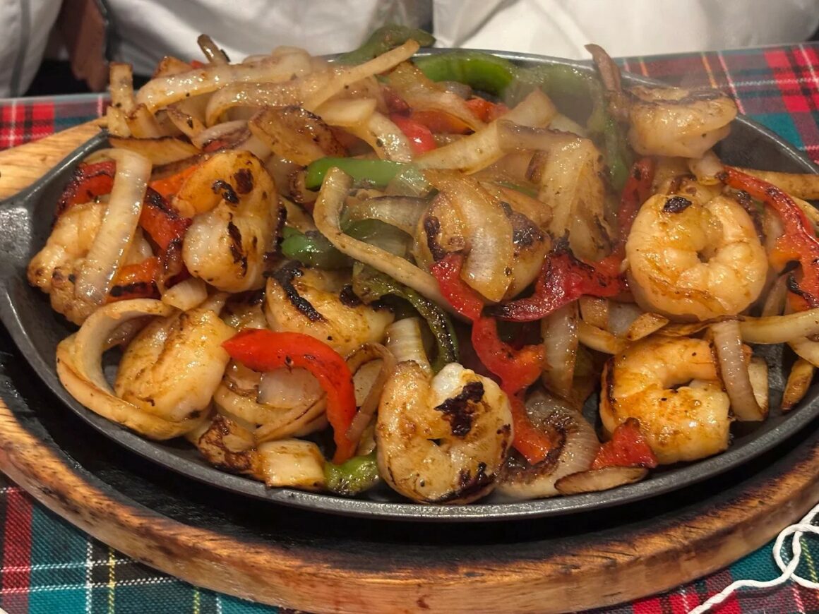10 Mouthwatering Mexican Restaurants in Memphis You Can't Miss 4 ezgif 28abdce1497c90